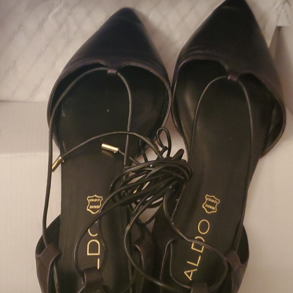 Aldo Leather flats
